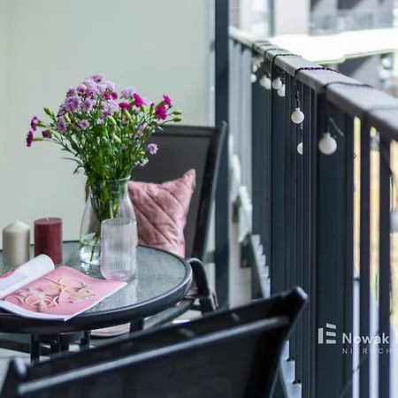 Promienistych 2 Apartament *